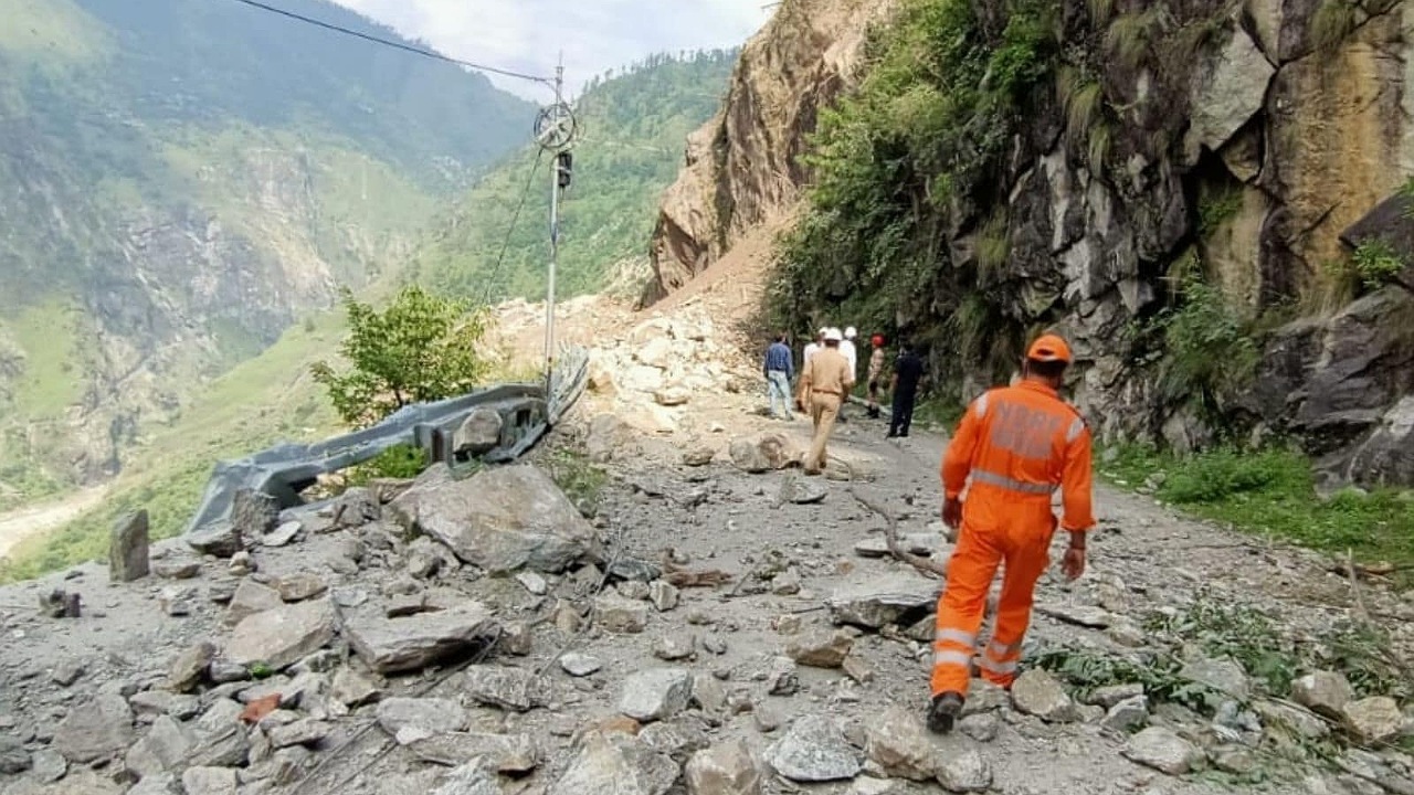 Himachal Pradesh landslide-10 killed, 30 missing in second Himachal Pradesh landslide in a fortnight